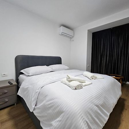 Elois Luxury Apartment Tirana Eksteriør billede