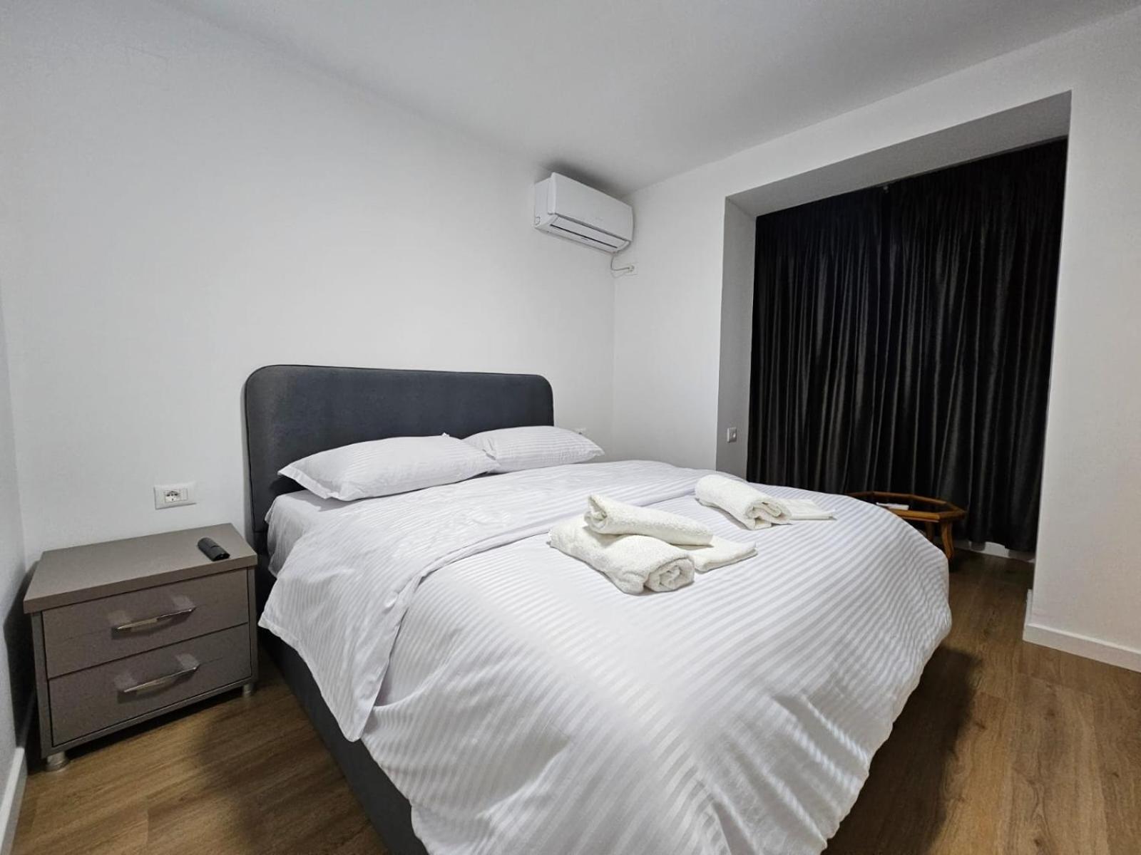 Elois Luxury Apartment Tirana Eksteriør billede