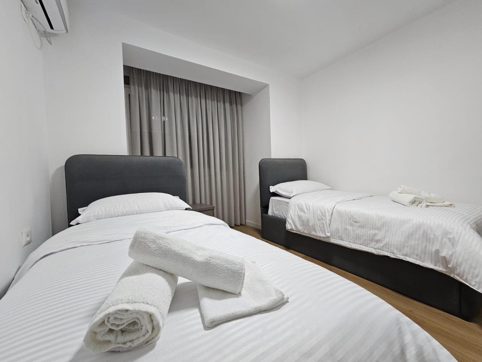 Elois Luxury Apartment Tirana Eksteriør billede