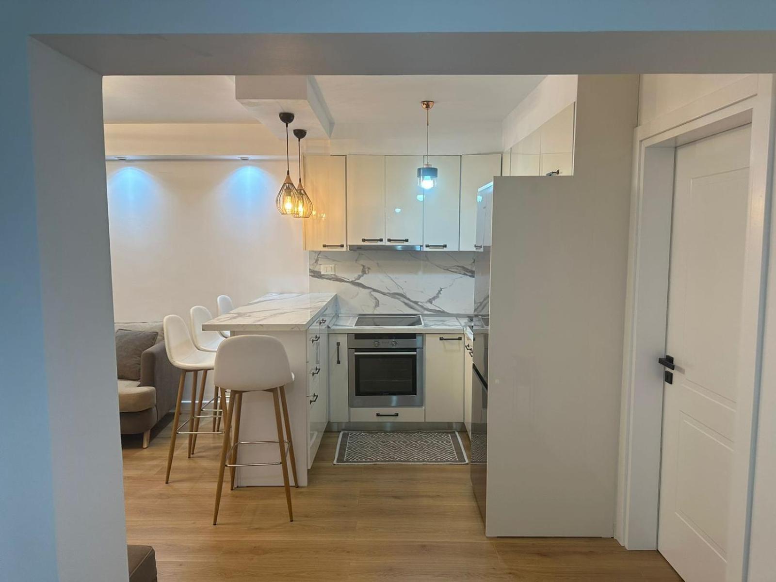 Elois Luxury Apartment Tirana Eksteriør billede